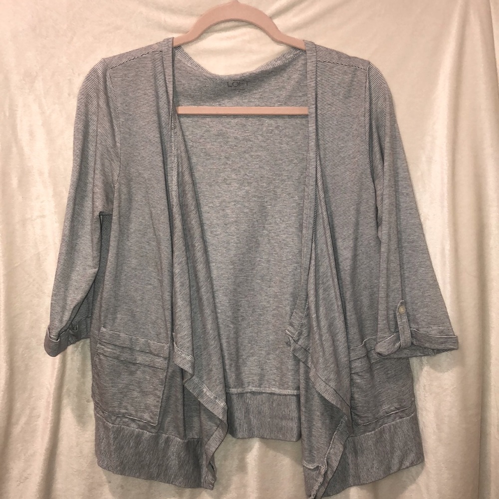 Gray and white stripe 3/4 sleeve cardigan